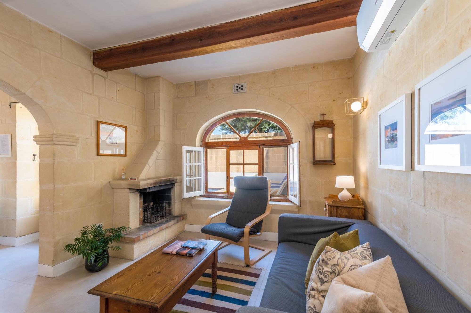 Dar Ta' Mansi Farmhouse With Private Pool Villa Għarb Eksteriør bilde